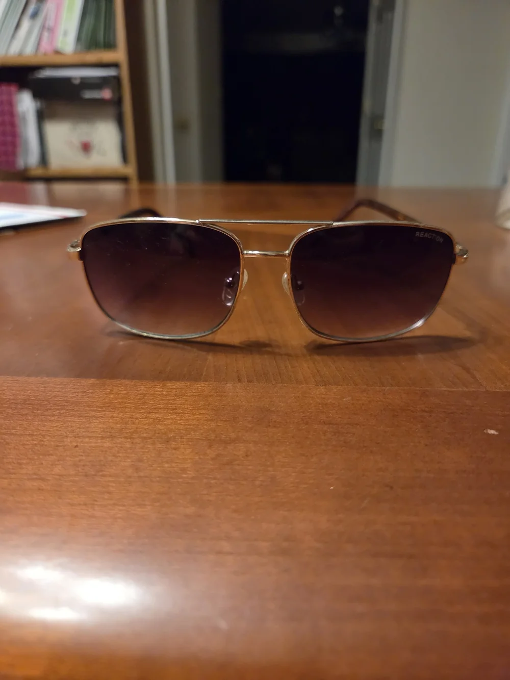 Kenneth Cole Reaction Gold Frame with Brown Gradient Lenses Sunglasses